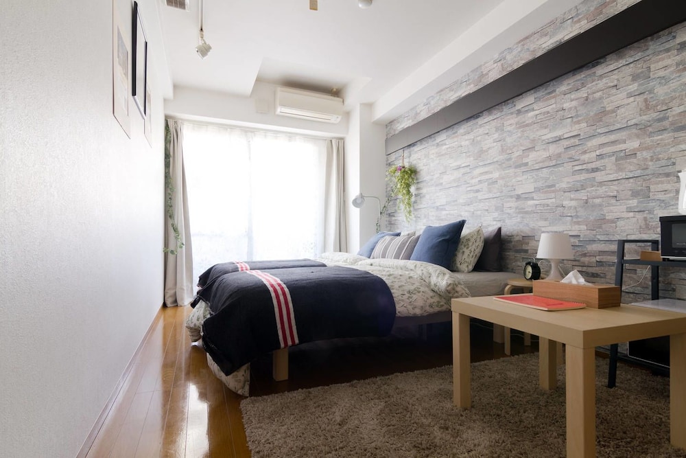 NID NAMBA AT RESIDENCE EAST 大阪