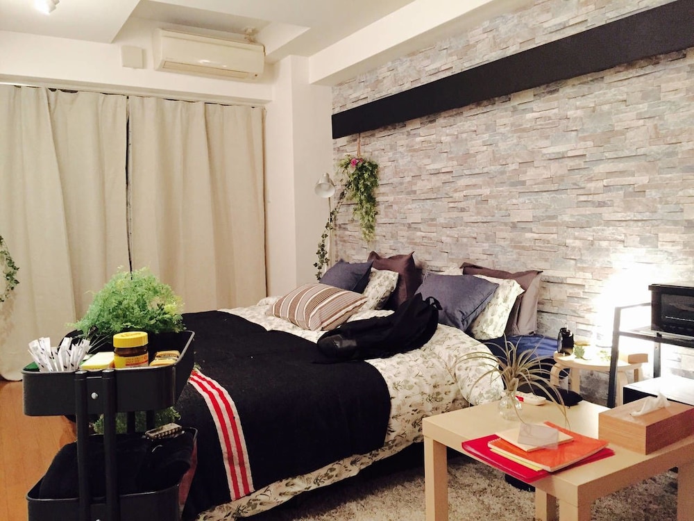 NID NAMBA AT RESIDENCE EAST 大阪