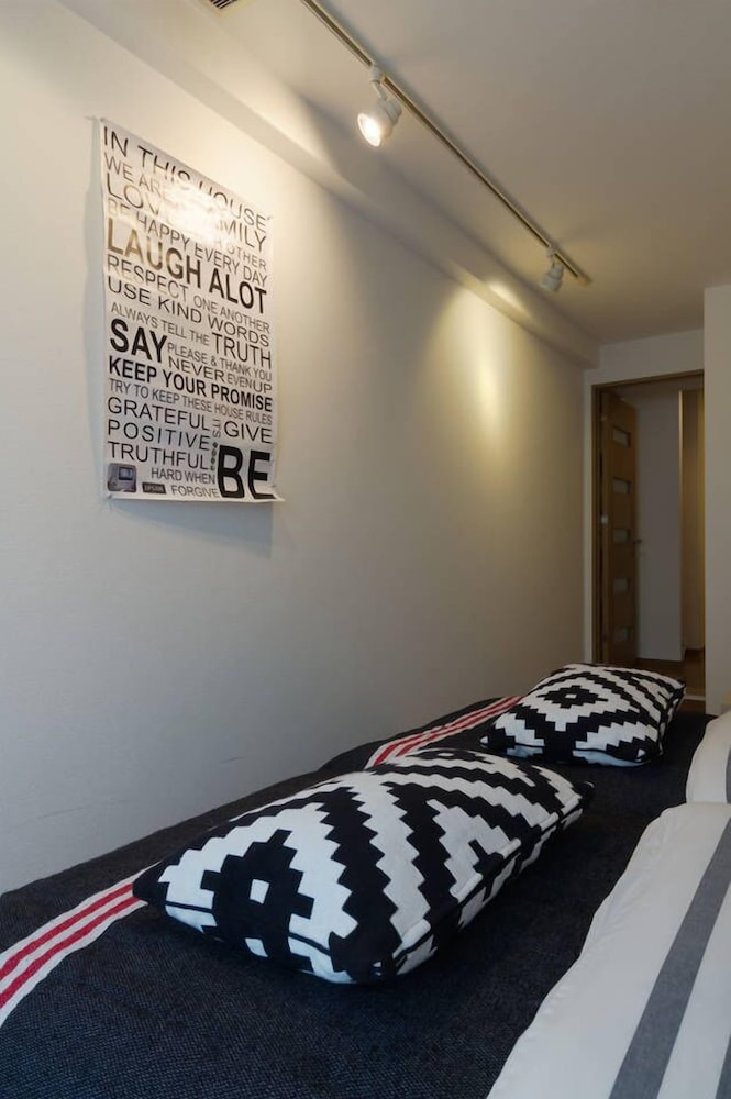 NID NAMBA AT RESIDENCE EAST 大阪