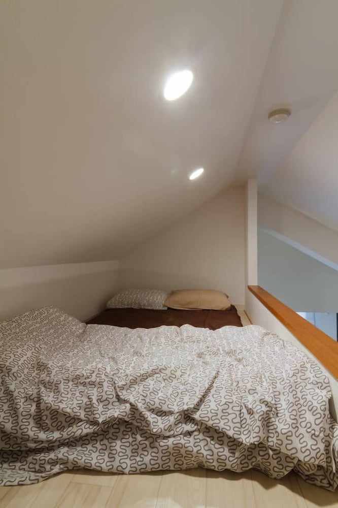 NID NAMBA AT RESIDENCE EAST 大阪