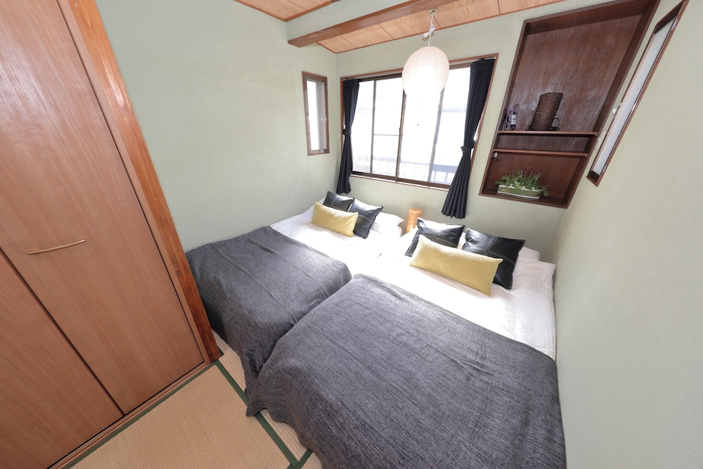 NAMBA EAST HOUSE01 大阪