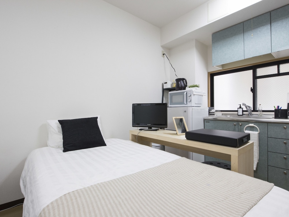 NID NAMBA AT ADEL HEIM 大阪