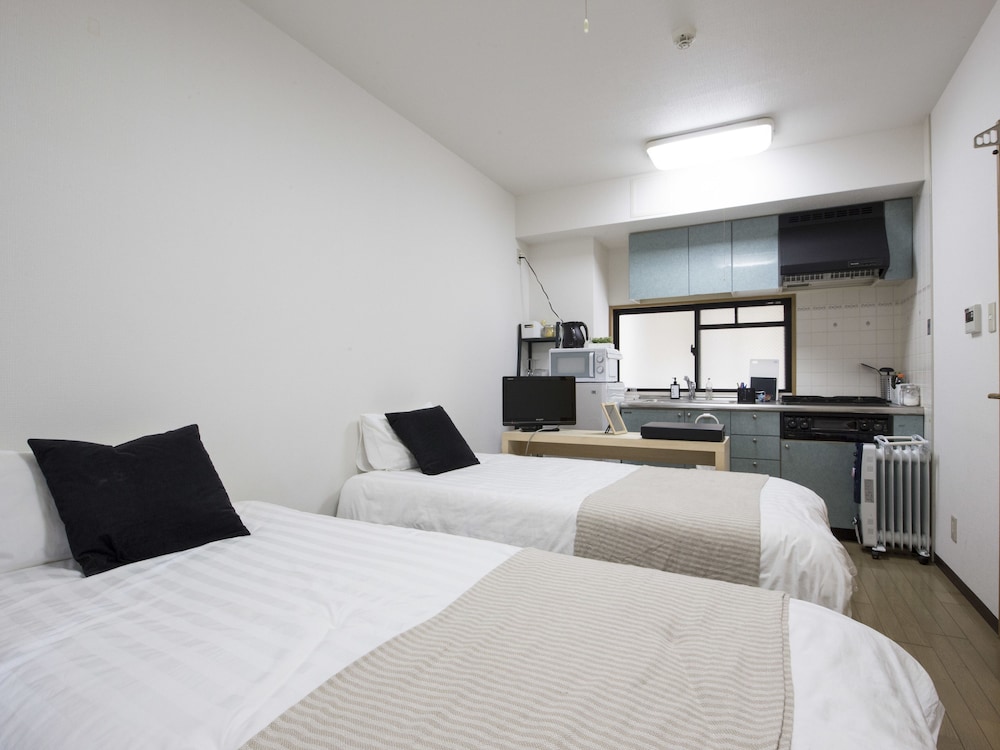 NID NAMBA AT ADEL HEIM 大阪