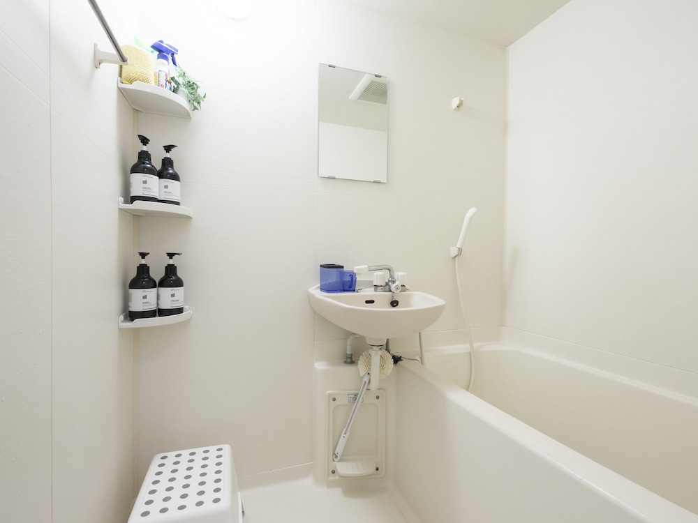 NID NAMBA AT ADEL HEIM 大阪