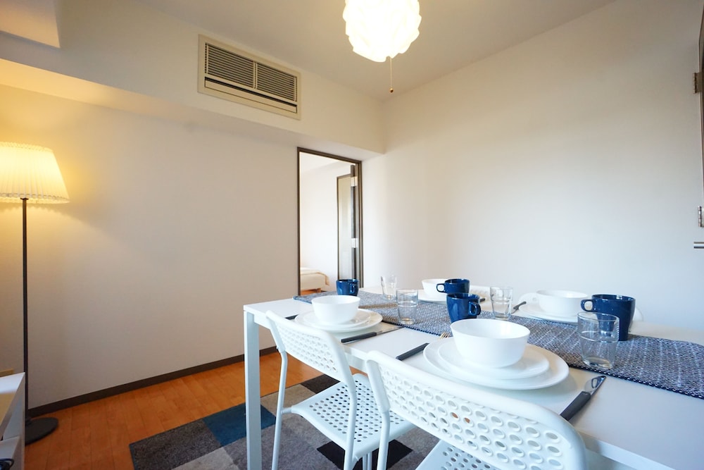 TERRY'S APARTMENT SHINSAIBASHI EAST I G10C 大阪