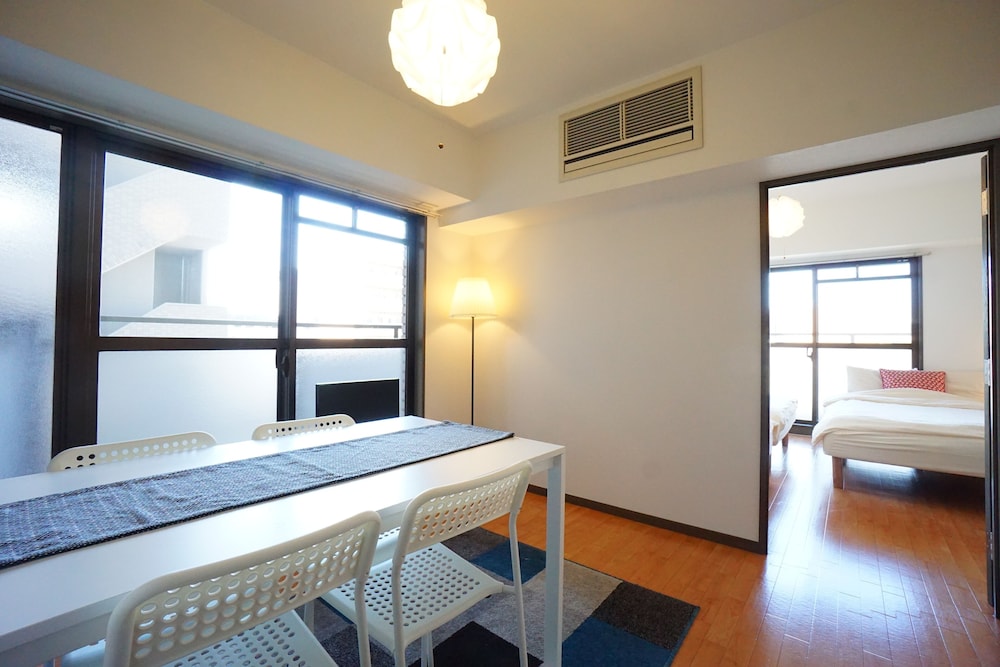 TERRY'S APARTMENT SHINSAIBASHI EAST I G10C 大阪