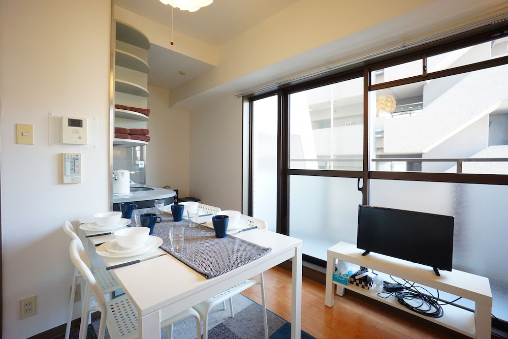 TERRY'S APARTMENT SHINSAIBASHI EAST I G10C 大阪