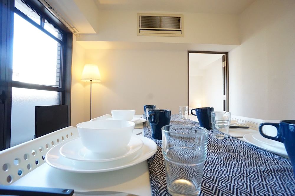 TERRY'S APARTMENT SHINSAIBASHI EAST I G10C 大阪