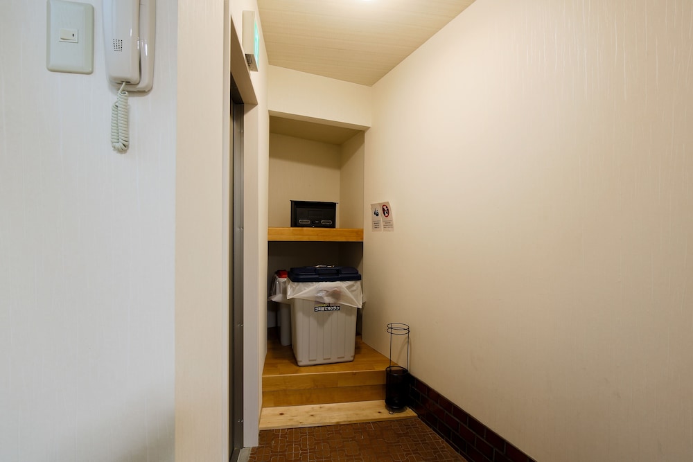 D HOUSE TERADACHO 大阪