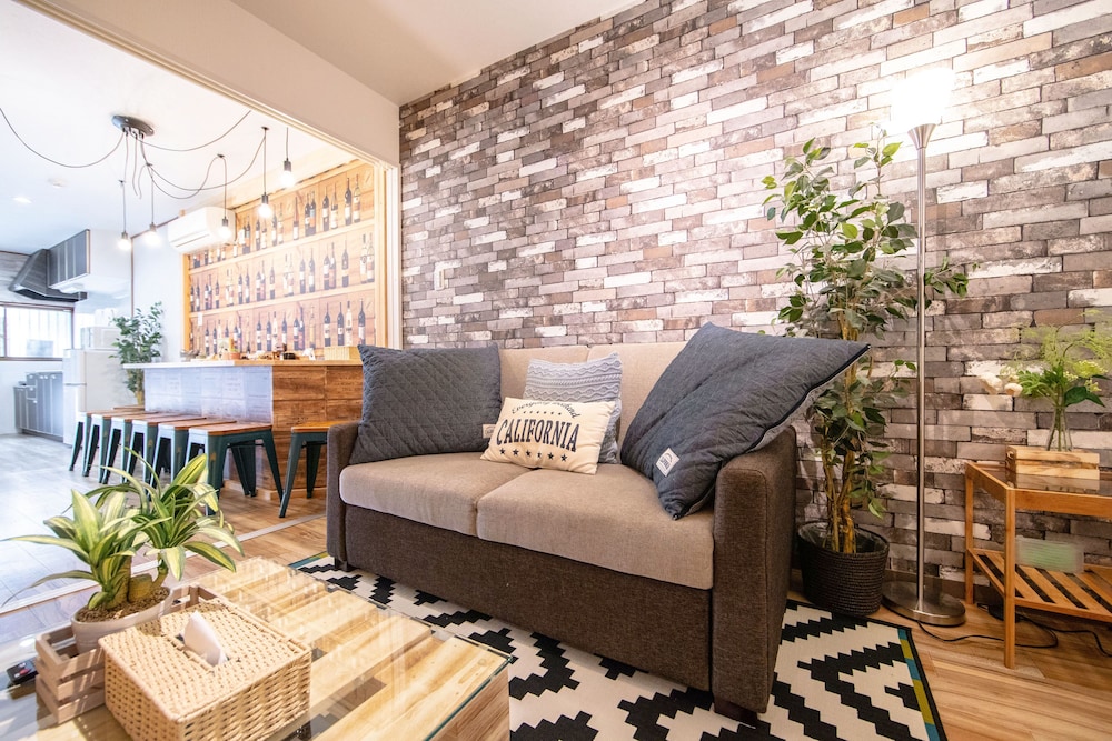 BAR HOSUTEL 四貫島 大阪