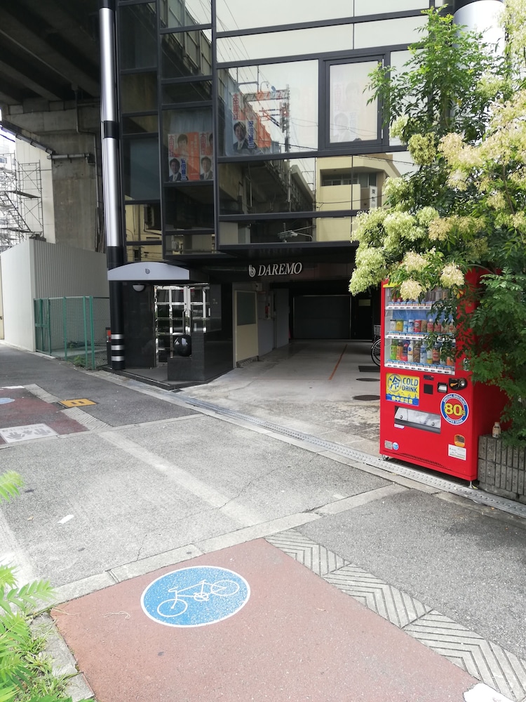 ダレモビル 8F 大阪