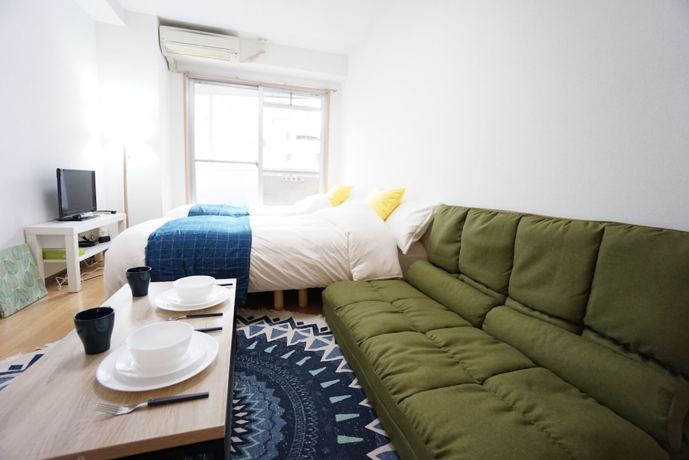 TERRY'S APARTMENT NAMBA SOUTH I V02A 大阪