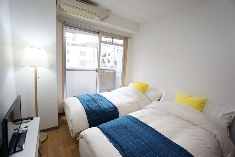 TERRY'S APARTMENT NAMBA SOUTH I V02A 大阪