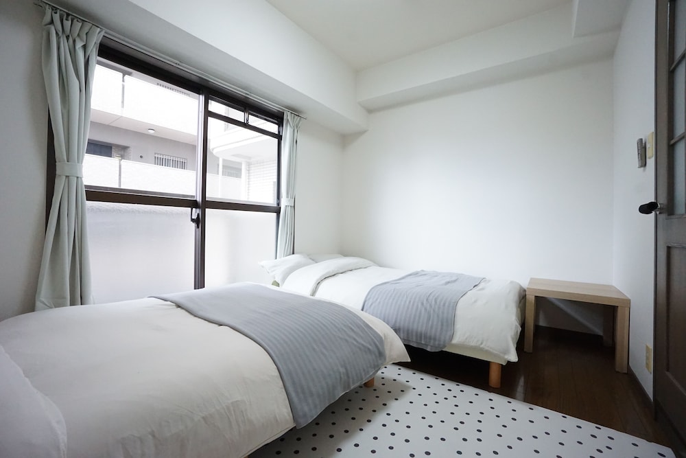 TERRY'S APARTMENT SHINSAIBASHI EAST I G11A 大阪