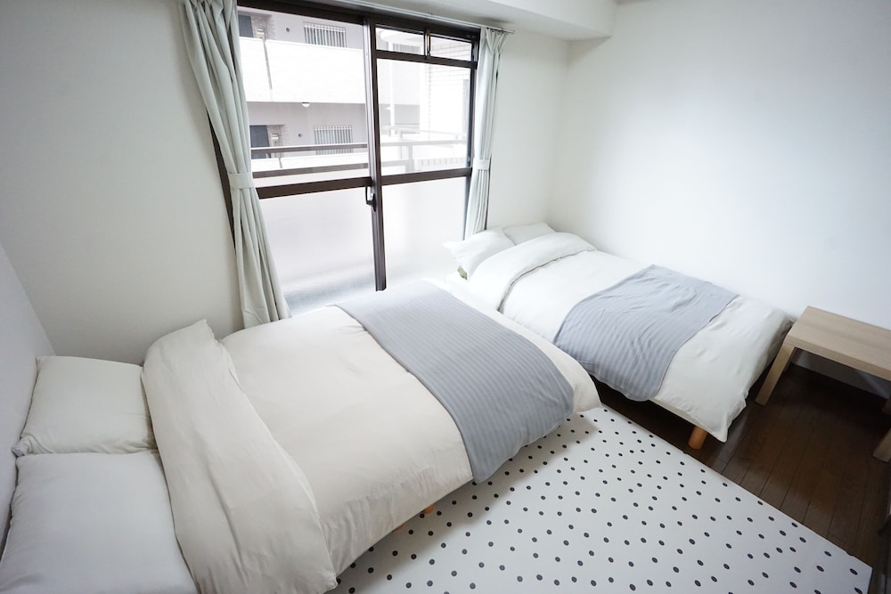 TERRY'S APARTMENT SHINSAIBASHI EAST I G11A 大阪