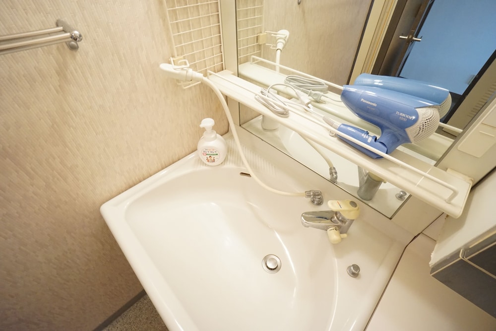 TERRY'S APARTMENT SHINSAIBASHI EAST I G11A 大阪