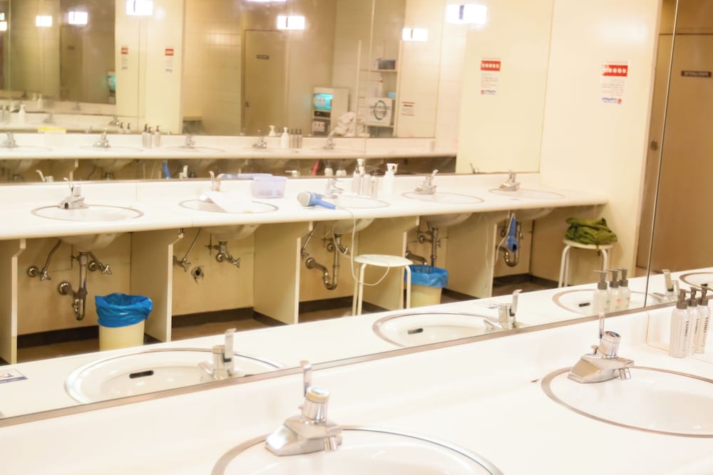 男性専用 カプセルホテル朝日プラザ心斎橋 大阪