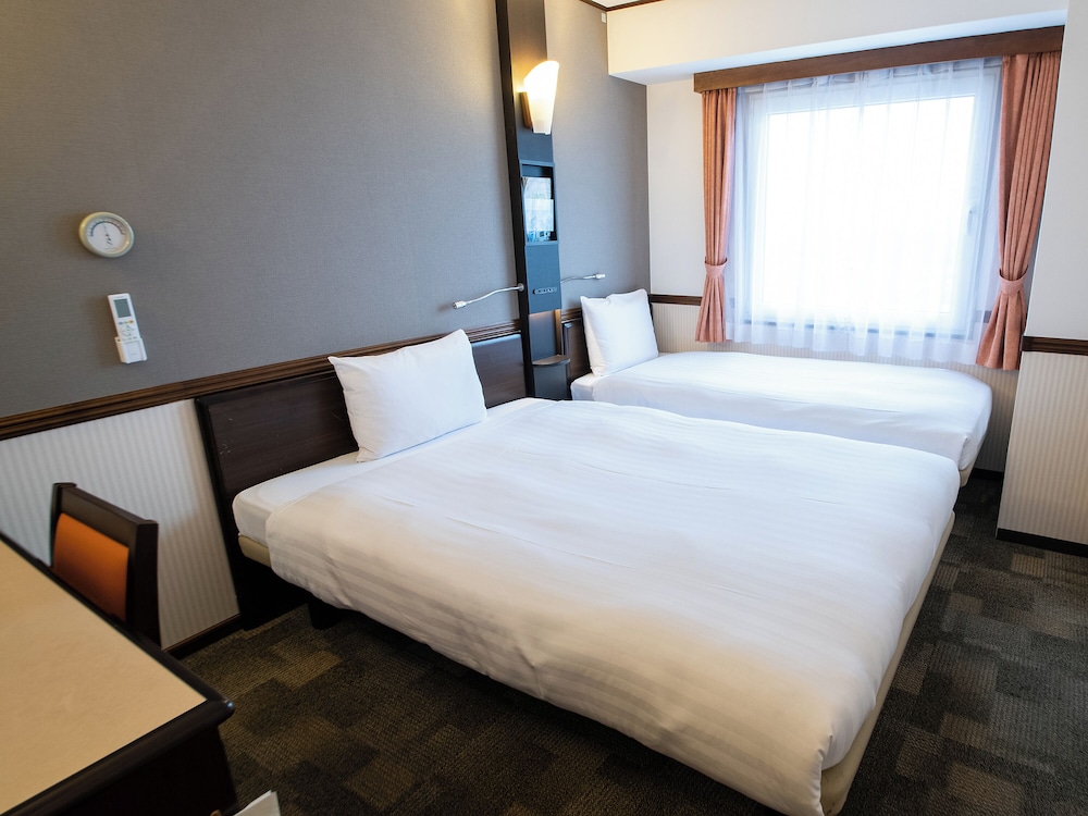 東横 INN 新大阪東三国駅前 大阪