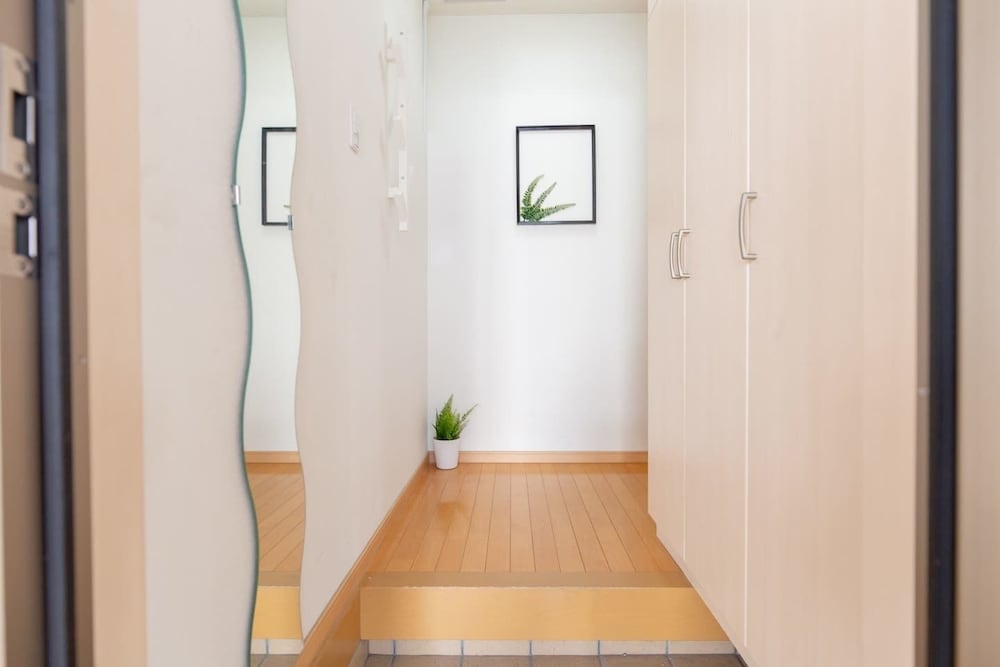 STATION & WHITE OSAKA STATION 4BR LUXURY HOUSE 大阪