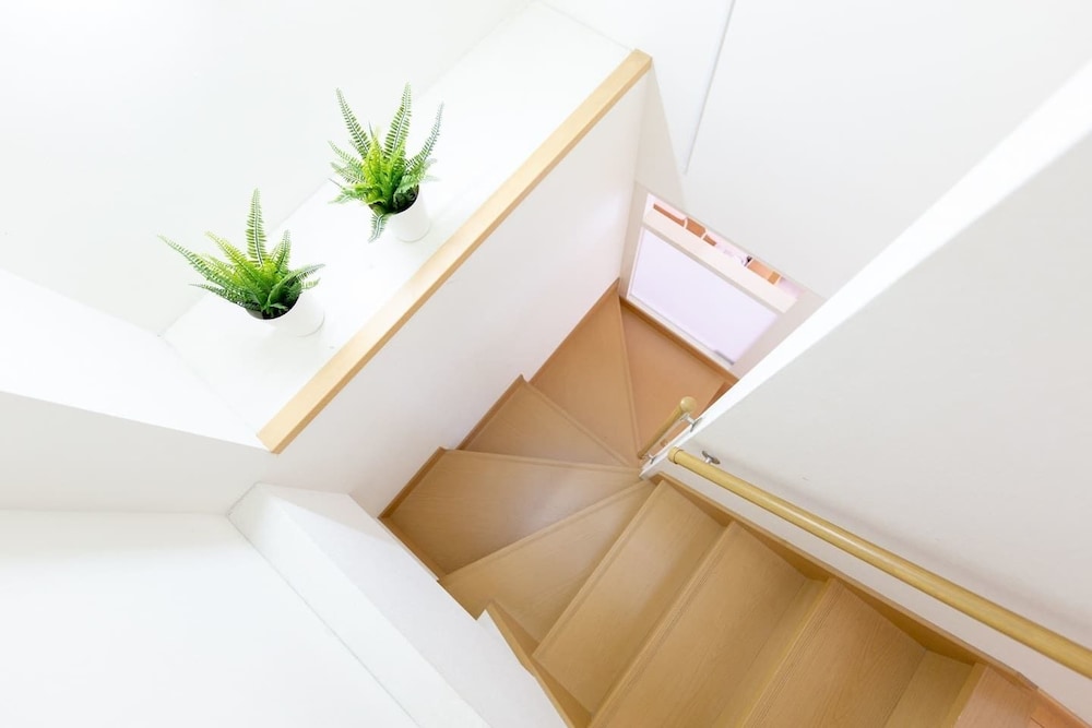 STATION & WHITE OSAKA STATION 4BR LUXURY HOUSE 大阪