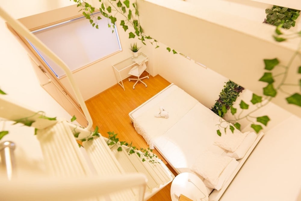 STATION & WHITE OSAKA STATION 4BR LUXURY HOUSE 大阪