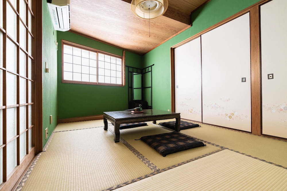 TSURUHASHI JAPANESE HOUSE 大阪