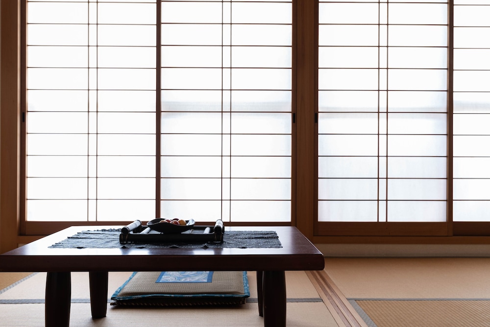 TSURUHASHI JAPANESE HOUSE 大阪
