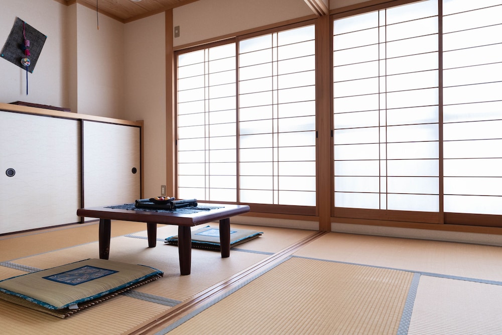 TSURUHASHI JAPANESE HOUSE 大阪