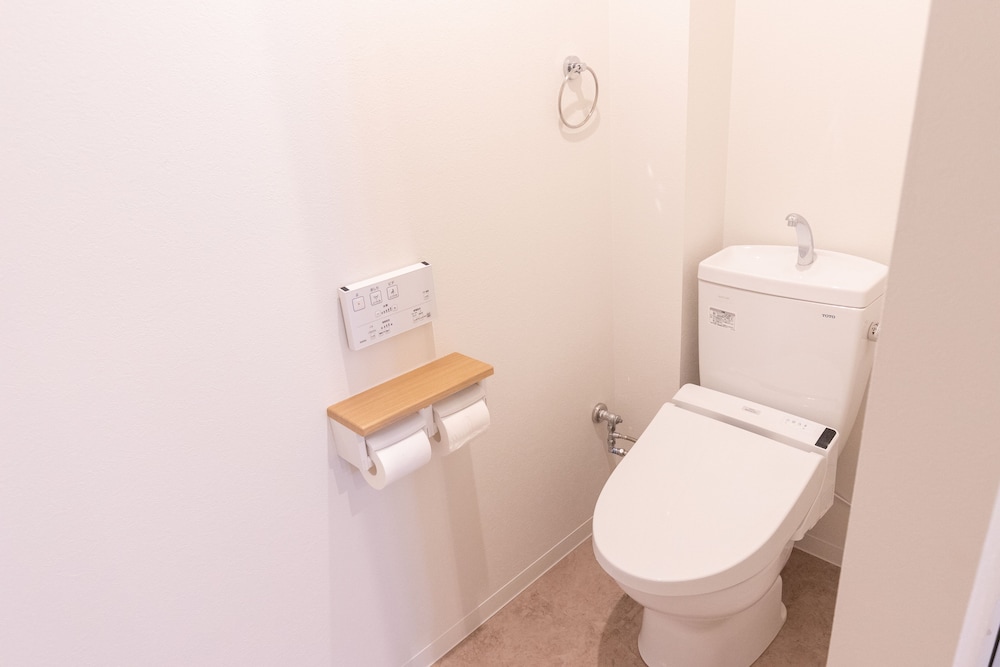 OSAKA WAYSIDE INN 大阪