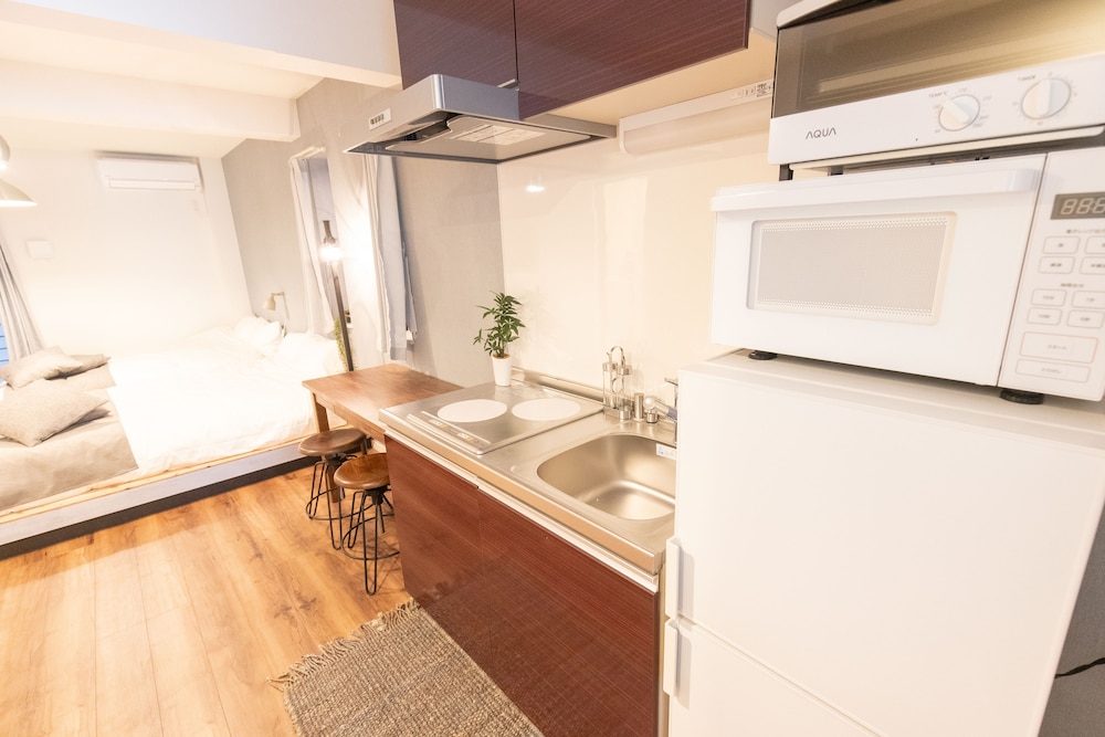 OSAKA WAYSIDE INN 大阪
