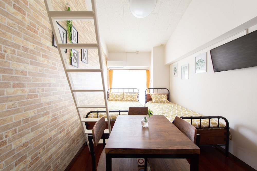 COMFORT SELF HOUSE TEN 大阪