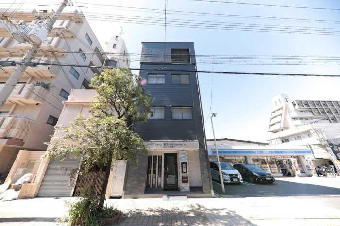 おもてなし メリー岸里 - 38-1、2、3 大阪
