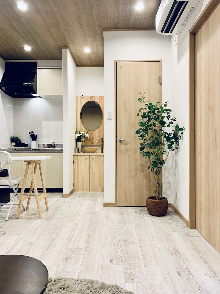 HANAZONOMINAMI APARTMENT 101 大阪