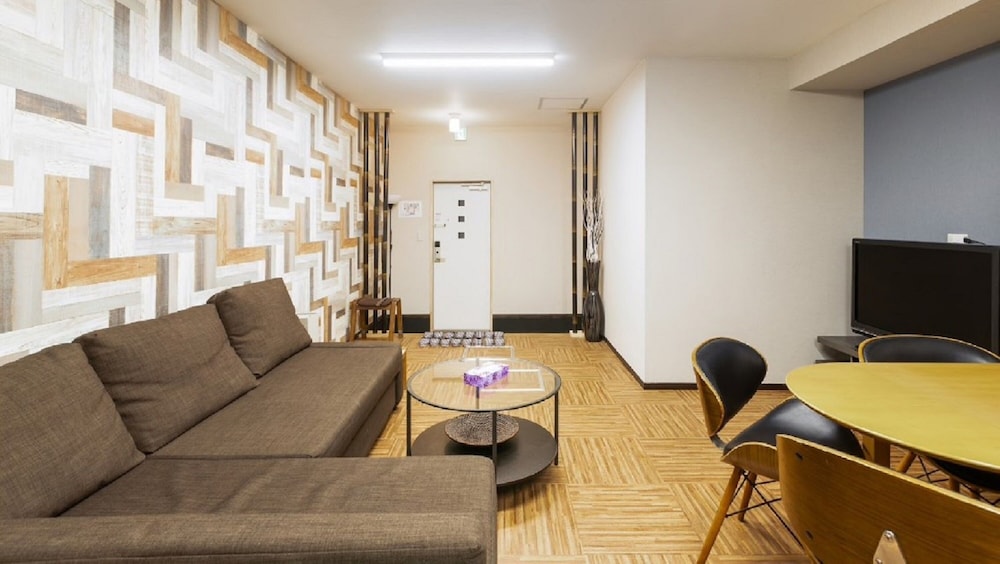 SENBONKITA TERRACE HOUSE 大阪