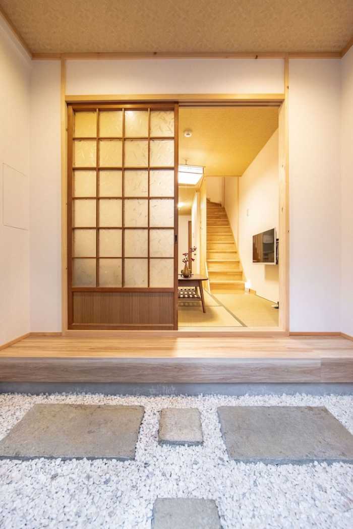 OSAKA KUROMON ICHIBA KINGYOU 大阪
