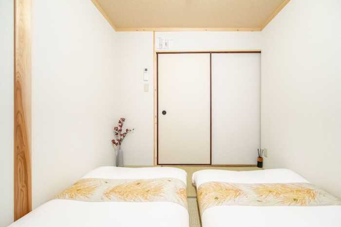OSAKA KUROMON ICHIBA KINGYOU 大阪
