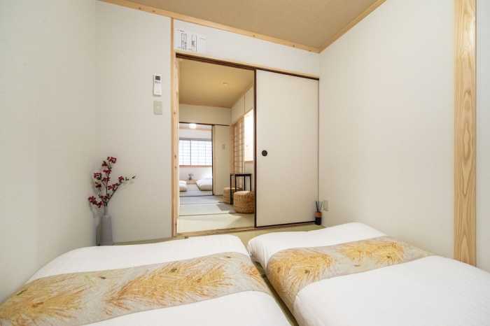 OSAKA KUROMON ICHIBA KINGYOU 大阪