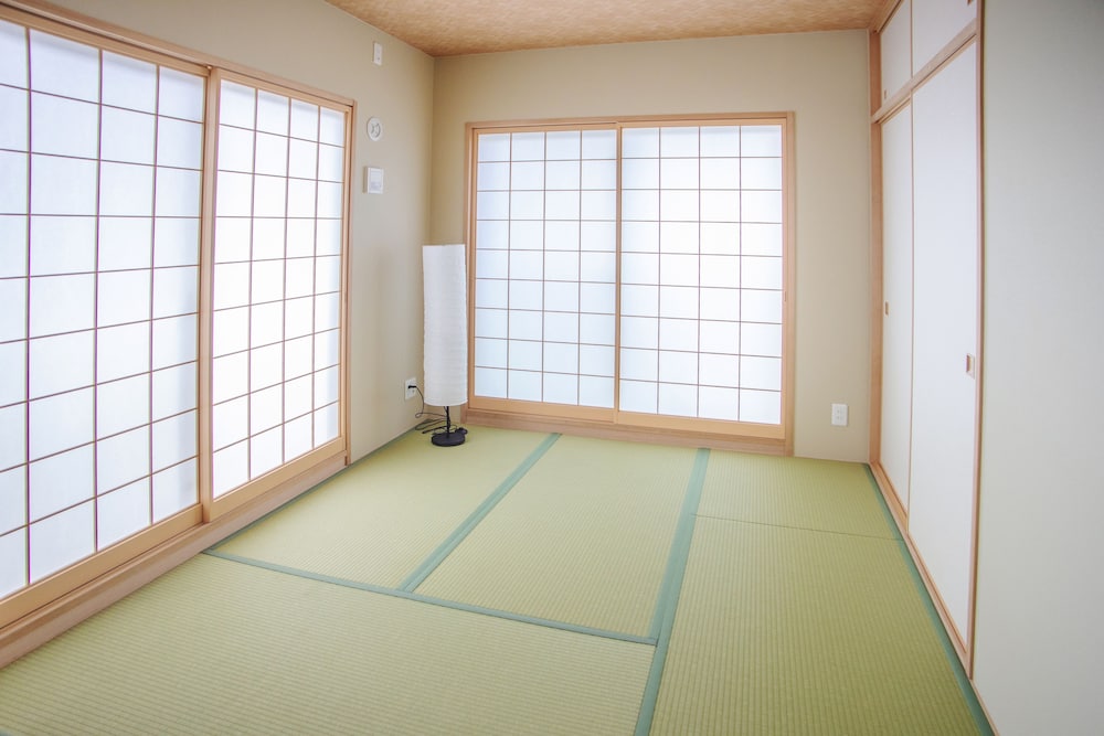 HOYOU SUITE RESIDENCE OSAKA ASHIHARABASHI STATION FRONT 大阪