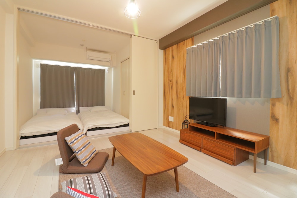 MODERN APARTMENT OSAKA DOME MAE 大阪