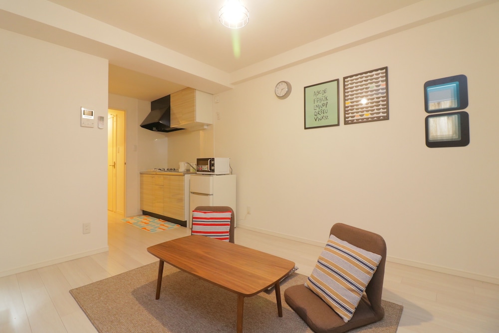 MODERN APARTMENT OSAKA DOME MAE 大阪
