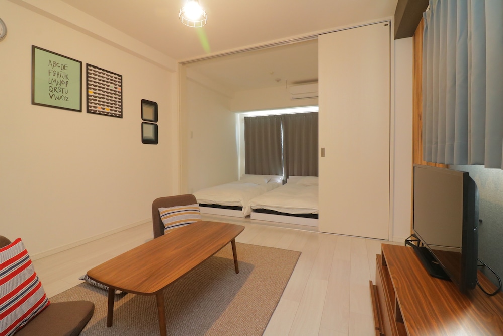 MODERN APARTMENT OSAKA DOME MAE 大阪