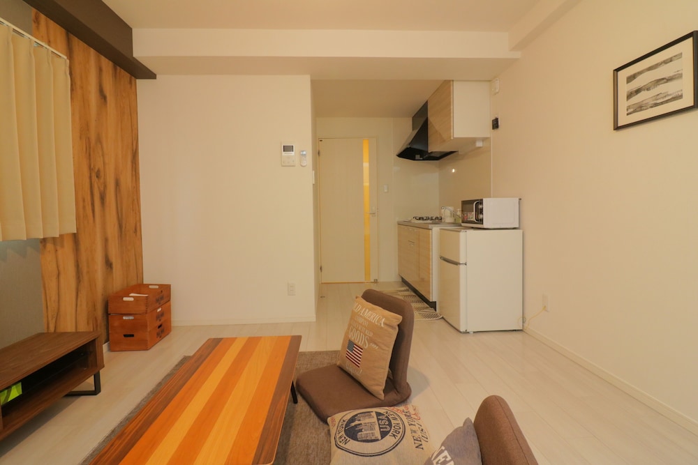 MODERN APARTMENT OSAKA DOME MAE 大阪