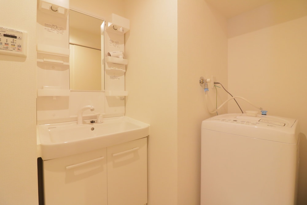 MODERN APARTMENT OSAKA DOME MAE 大阪