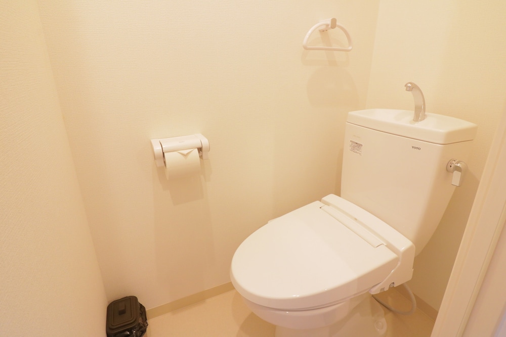 MODERN APARTMENT OSAKA DOME MAE 大阪