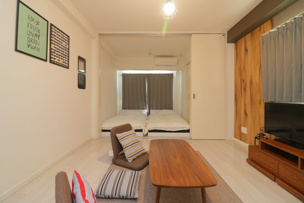 MODERN APARTMENT OSAKA DOME MAE 大阪