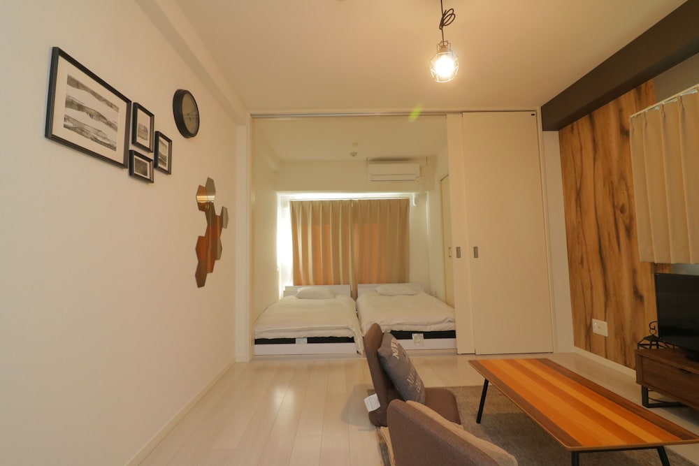 MODERN APARTMENT OSAKA DOME MAE 大阪