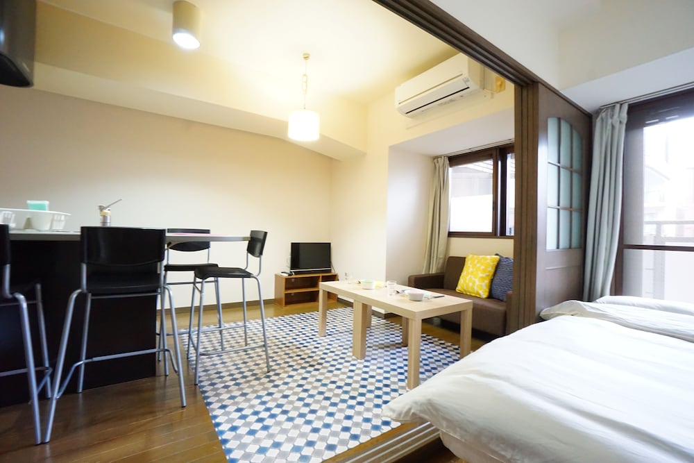 TERRY'S APARTMENT SHINSAIBASHI EAST I G05B 大阪