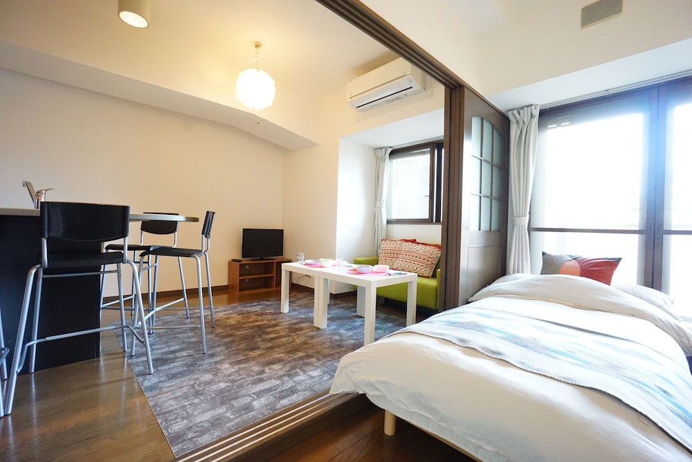 TERRY'S APARTMENT SHINSAIBASHI EAST I G05B 大阪