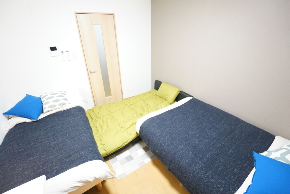TERRY'S APARTMENT NAMBA SOUTH V C01B 大阪