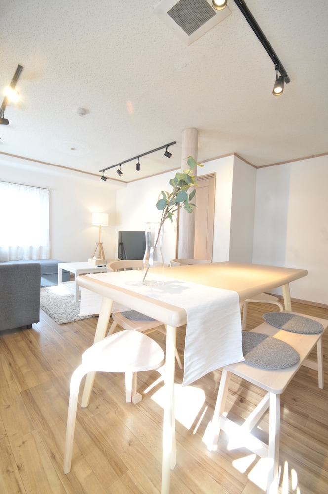 CONDOMINIUM HOUSE TEN-ROKU 大阪
